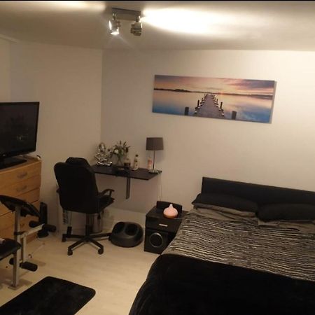לונדון Lovely 1 Bedroom Apartment 5 Mins From Shorditch מראה חיצוני תמונה