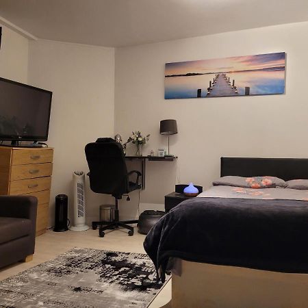 לונדון Lovely 1 Bedroom Apartment 5 Mins From Shorditch מראה חיצוני תמונה